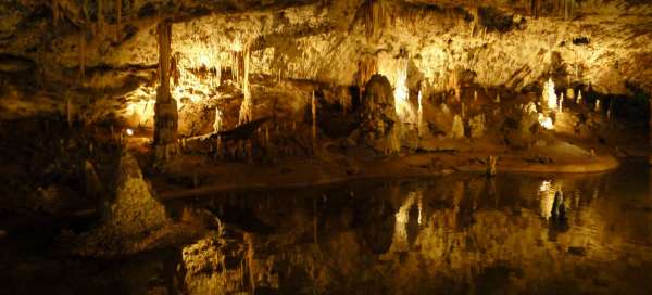 捷克共和国最美丽的洞穴
