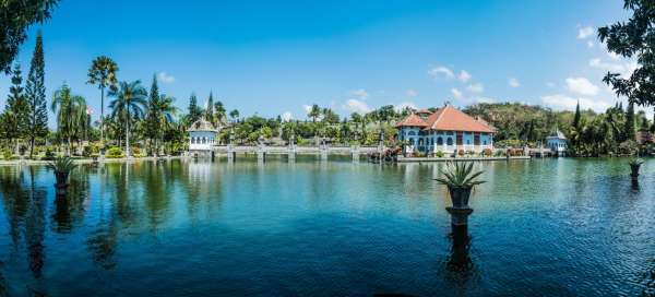 Vodní palác Ujung: Počasí a sezóna