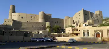 Un tour del castello di Bahle