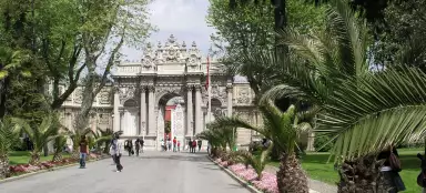 Palác Dolmabahçe