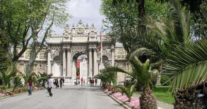Palác Dolmabahçe