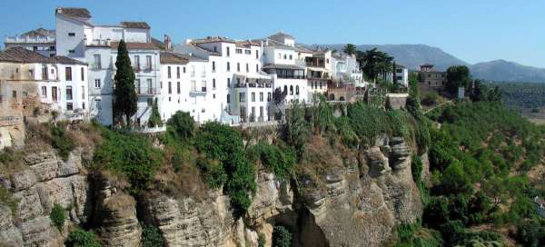 The most beautiful cities of Andalusia: Weather and season