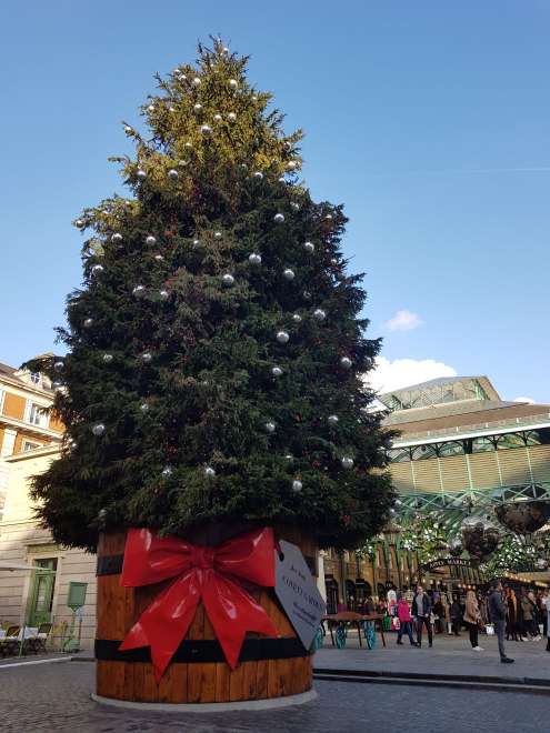 Christmas tree in Covent Garden