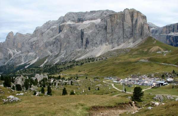 Výhled zpět na Passo Selle