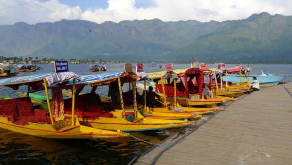 Shikar boat dock