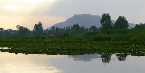 Uma vista do poderoso forte acima de Srinagar