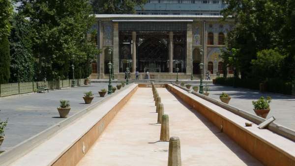 Het terrein van het Golestan-paleis