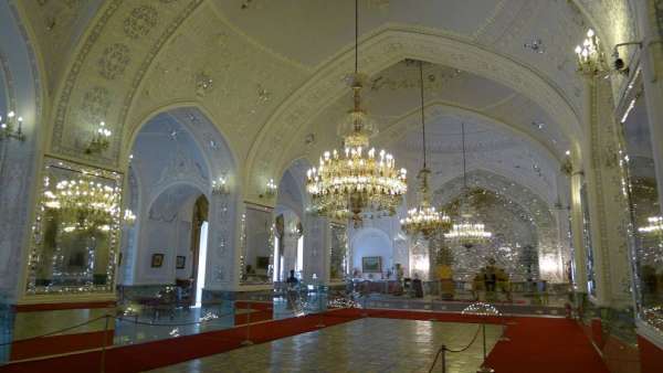 Intérieurs du palais du Golestan