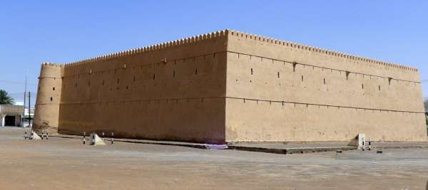 Al castello di Al Mintarib