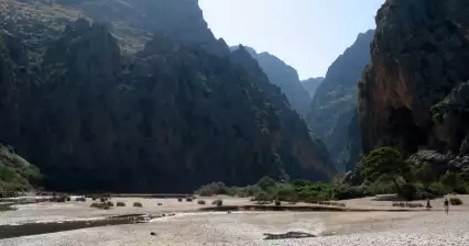 Caminhe pelo desfiladeiro Torrent de Pareis