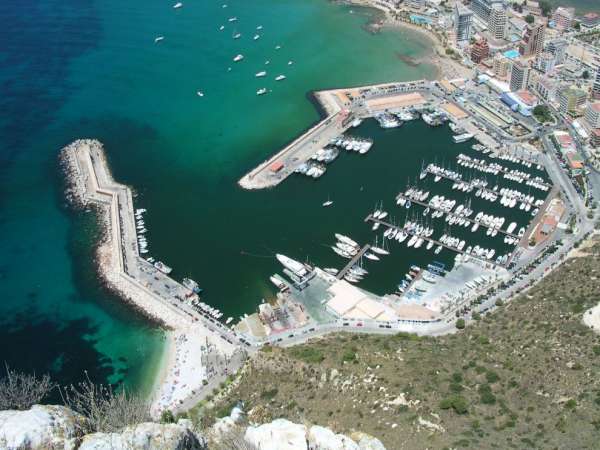 View straight down the harbor