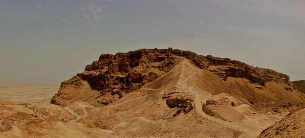 Klim naar het fort van Masada