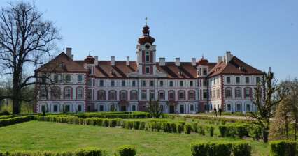 Un tour del castello di Mnichovo Hradiště