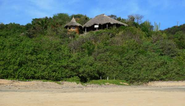 Cabañas acima da praia