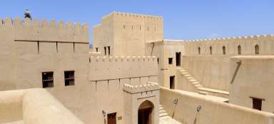 A tour of the castle in Nizwa