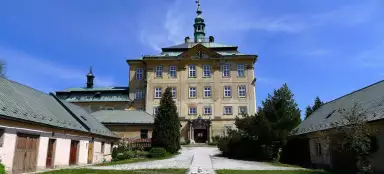 Paseo en bicicleta por el Jardín Mariano