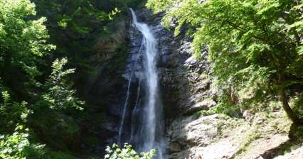 Hike to the Šutov waterfall