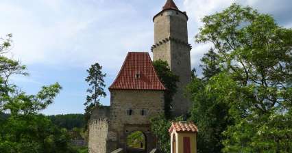 Zwiedzanie zamku Zvíkov