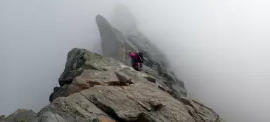 通过 Stüdlgrat 登上大格洛克纳山