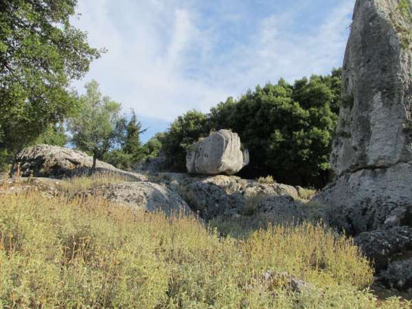 Anogi - menhir