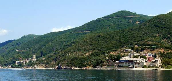 Monasterios de Jenofontos y Dochiariou