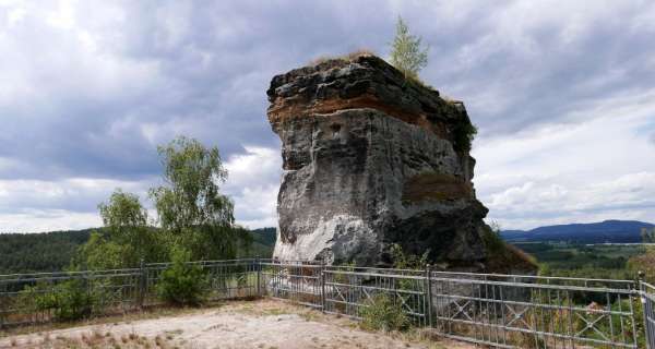 La cima del castillo de Jestřebí