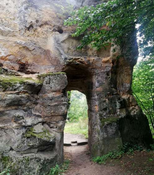 Portão de pedra