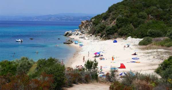 Vue sur la plage depuis le sommet