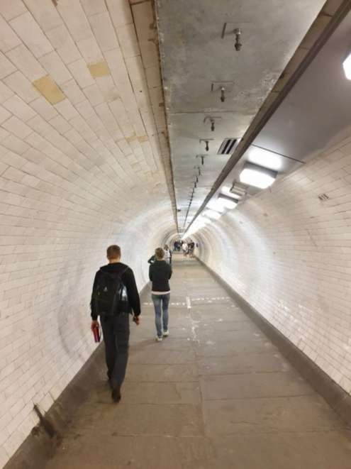 Ein Tunnel unter der Themse