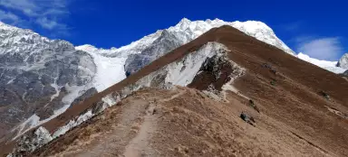 Aufstieg zum Kyangin Ri