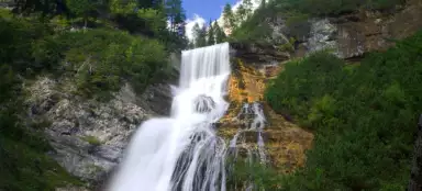 Vodopád Cascate Zbierke de Fanes