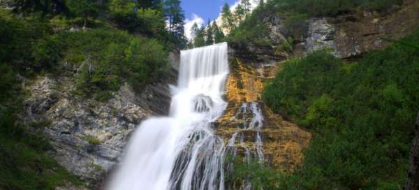 Cascate Sbarco de Fanes waterfall