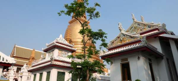 Wat Bowonniwet Vihara: Ubytovanie