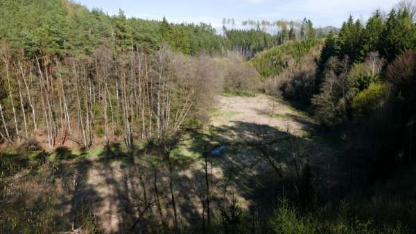 Uitzicht op de Žehrovka-vallei