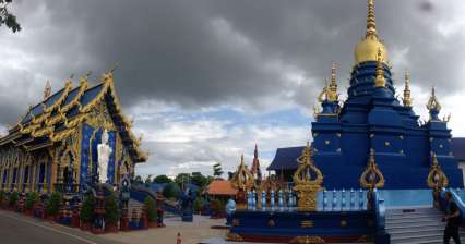Blauwe tempel in de buurt van Chiang Rai