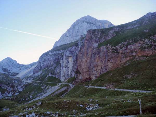 Access to the mountain