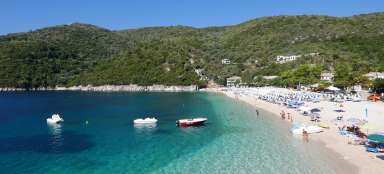Trip to the beach of Mikros Gialos