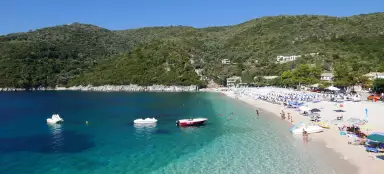 Wycieczka na plażę Mikros Gialos