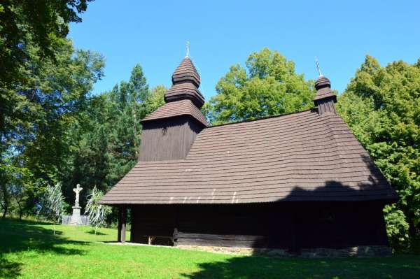 dřevěný řeckokatolicky chrám Přenesení ostatků svatého Mikuláše