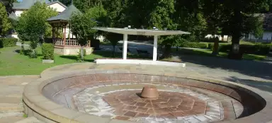 ヘルリアン間欠泉