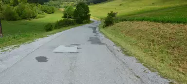 Lačnovská gravitačné anomálie