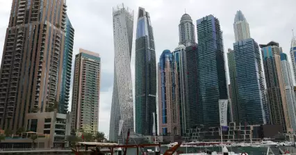 Loop door Dubai Marina