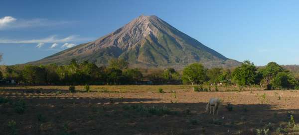 Vulkán Concepción: Počasí a sezóna