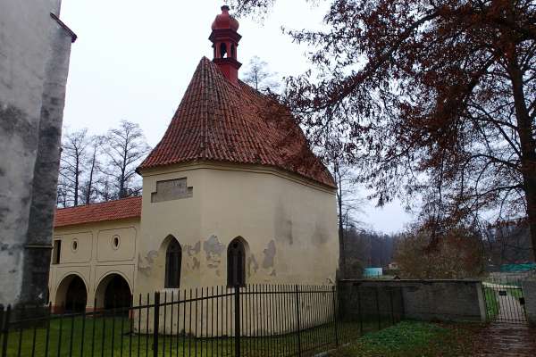 Ambit a kaplnka sv. Michala