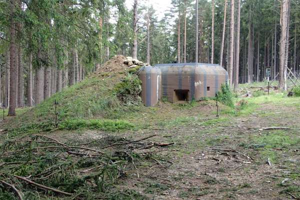 Bunkers de concreto acessíveis com equipamentos