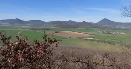 Camina hasta Boreč y Holý vrch