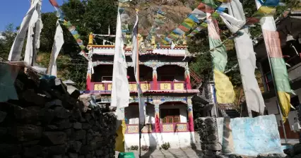 Gompa w Old Syabru