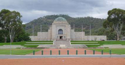 Prohlídka australského válečného památníku