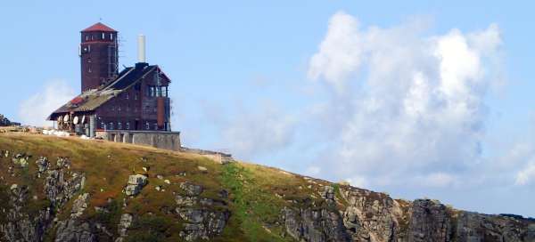 Hut above the Snow Pits