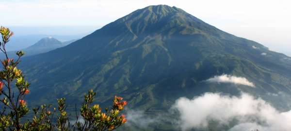 The most beautiful trips in Java: Weather and season